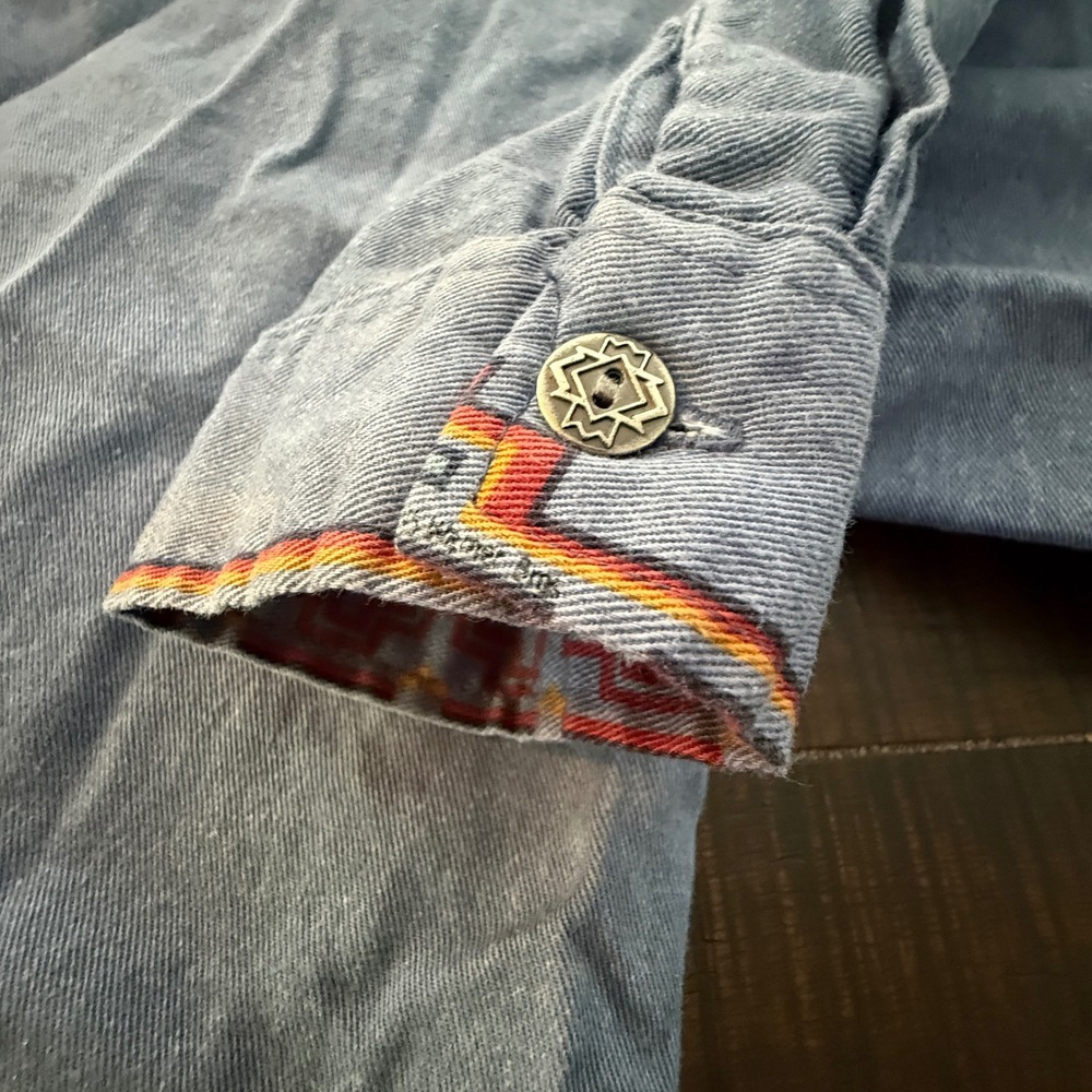 Looney Tunes Western Collection Karman Denim Shirt Women M Taz Daffy Vintage - Picture 9 of 14
